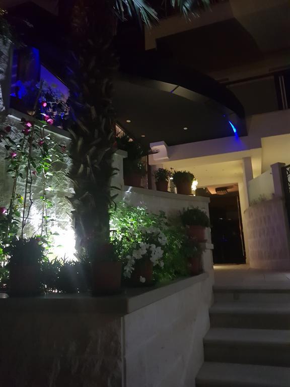 Apartments M Palace Будва Экстерьер фото