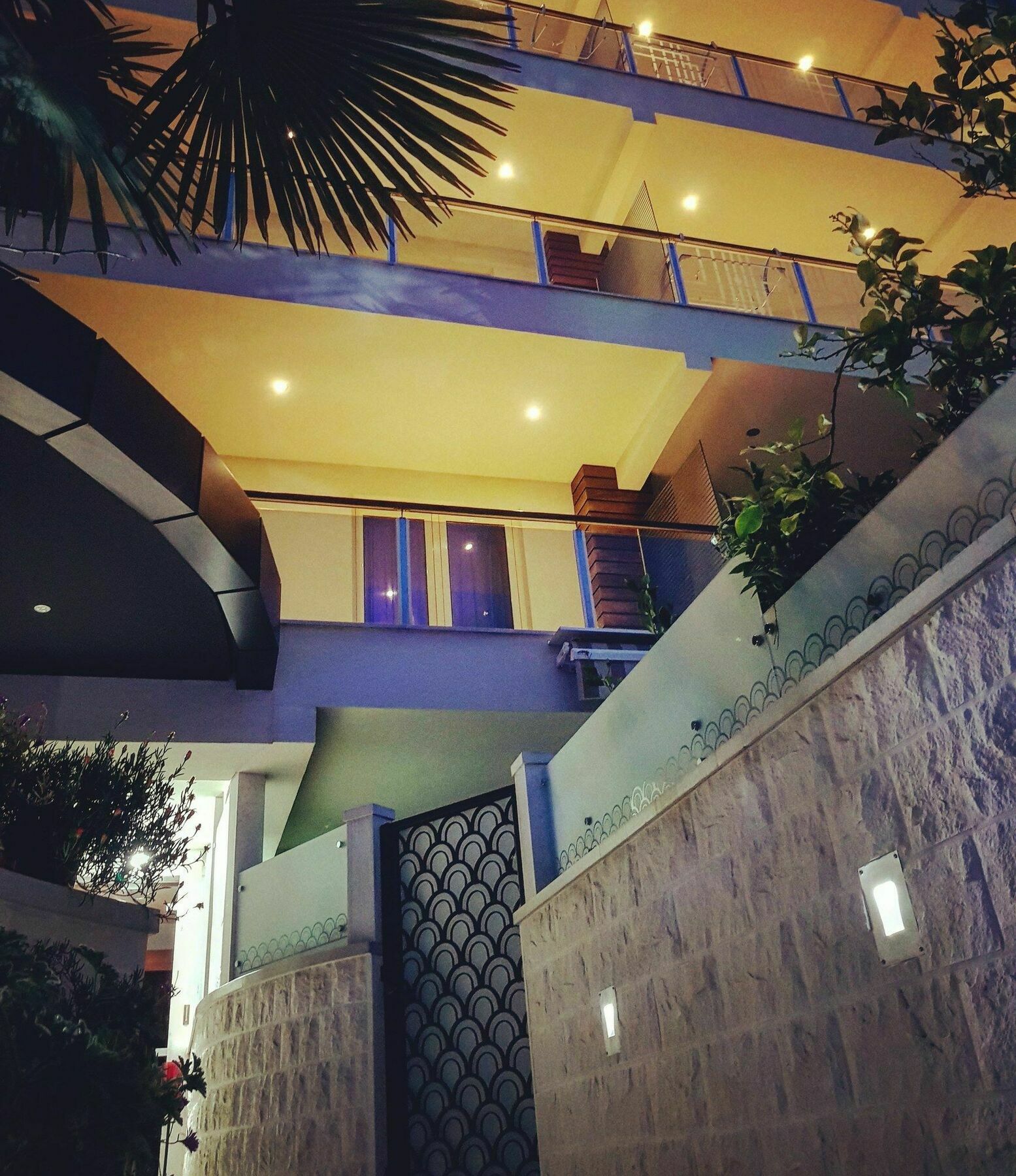 Apartments M Palace Будва Экстерьер фото